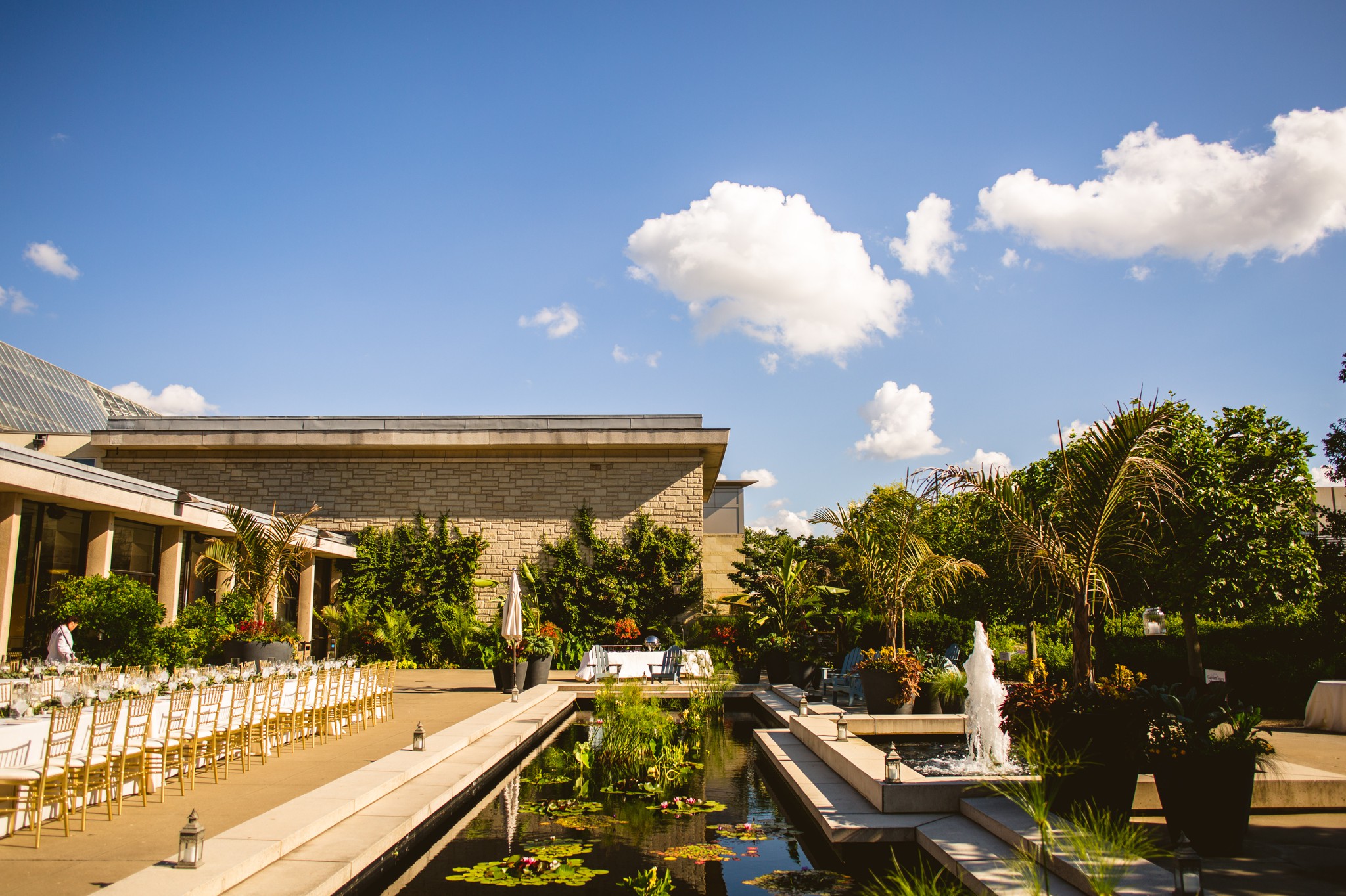 Stephanie Tyler A Cleveland Botanical Garden Wedding