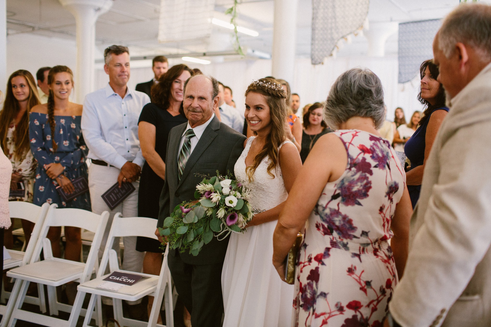 downtown-cleveland-red-space-events-wedding-photos-33