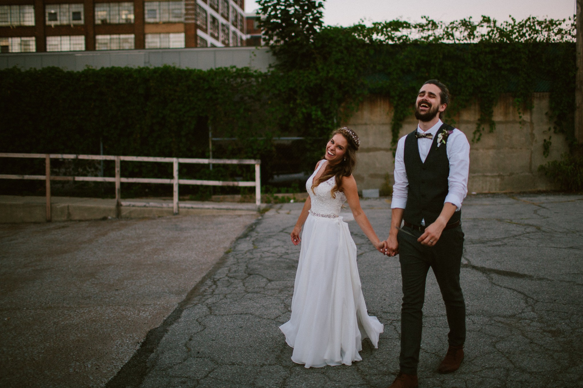 downtown-cleveland-red-space-events-wedding-photos-51