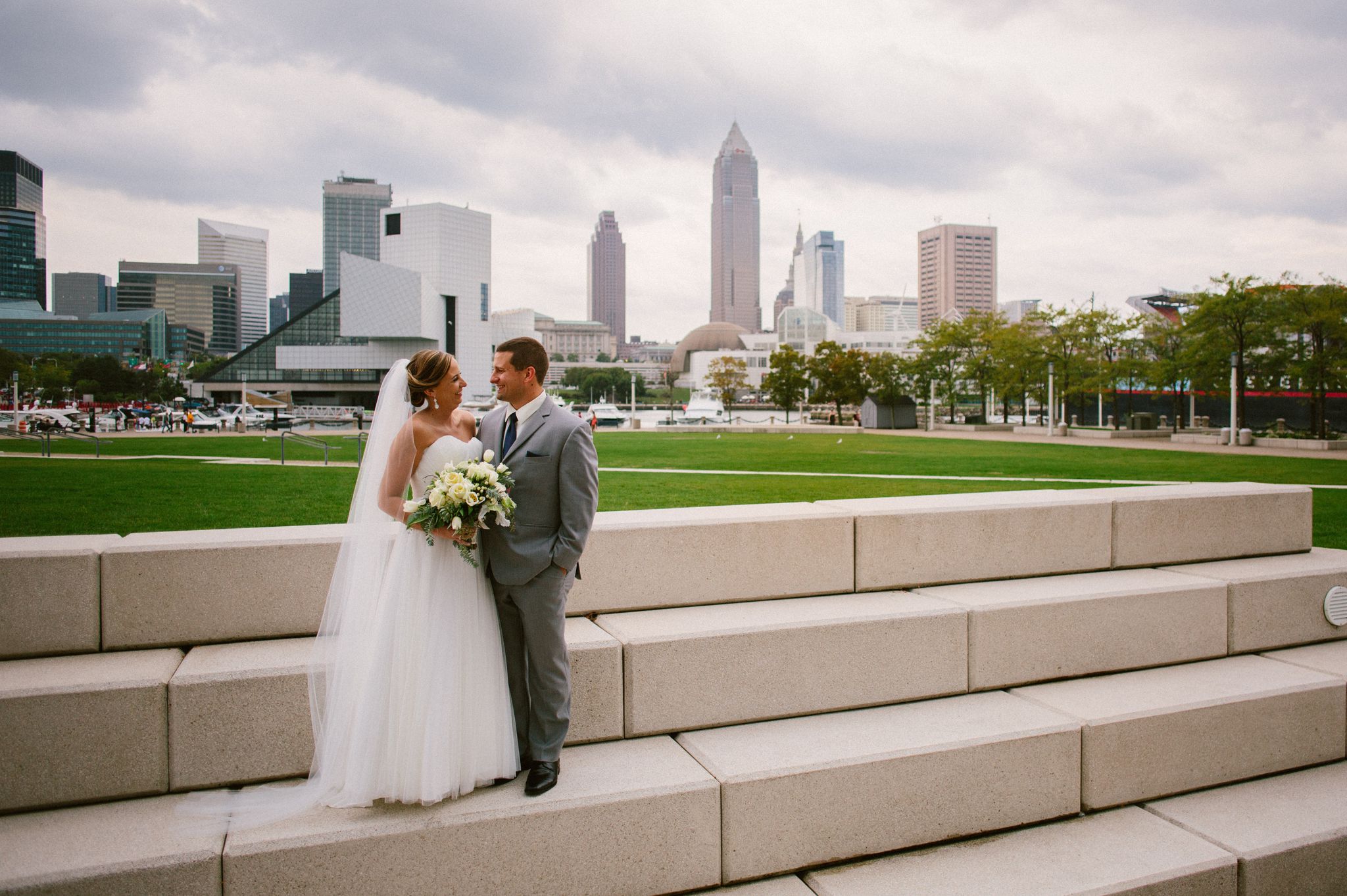 downtown-cleveland-wedding-photos-18