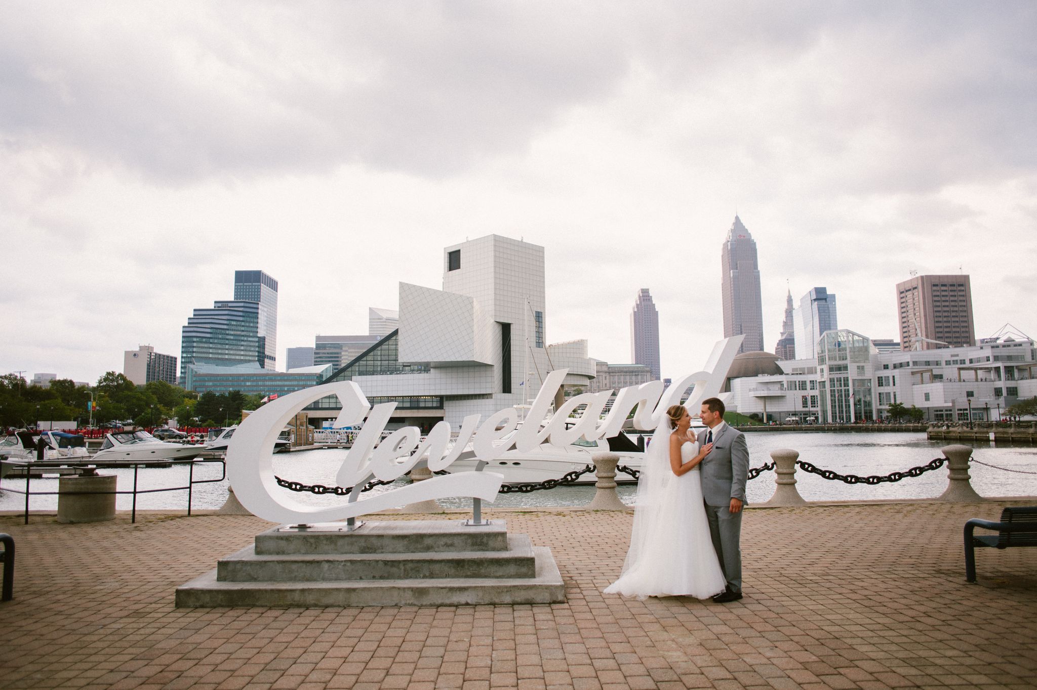 downtown-cleveland-wedding-photos-21